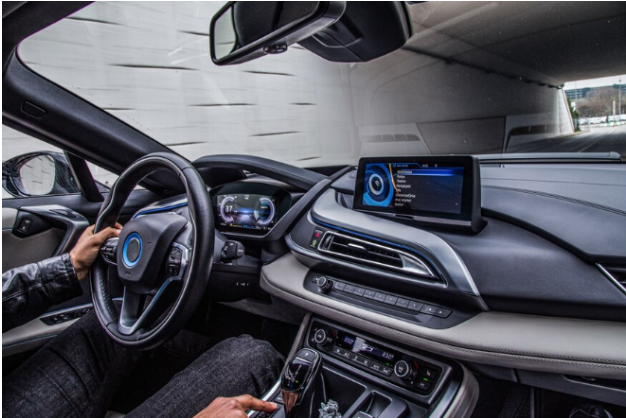 10 Smart Electronic Accessories to Upgrade Your Car
